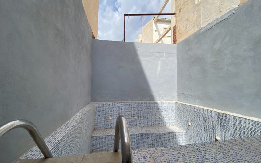 Reventa - Apartment -
Torrevieja - Center