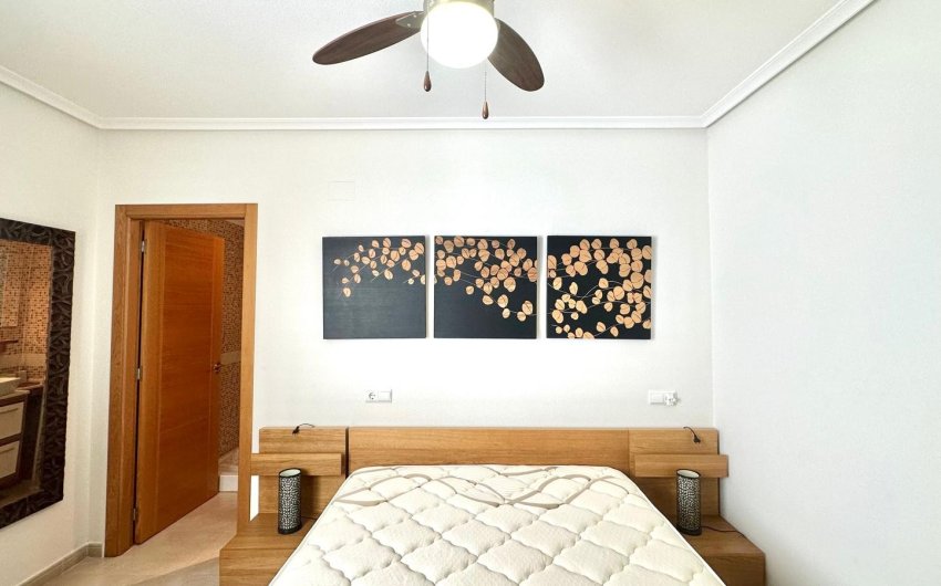 Reventa - Apartment -
Torrevieja - Center