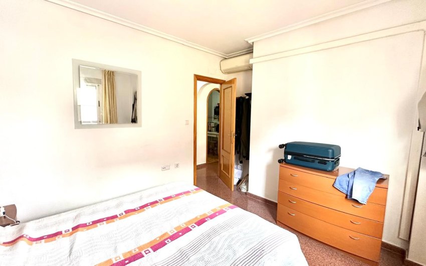 Reventa - Apartment -
Torrevieja - Center