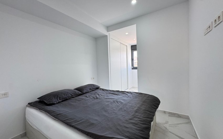 Reventa - Apartment -
Torrevieja - Center