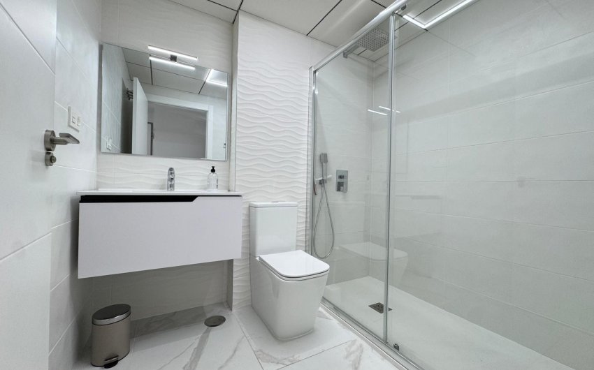 Reventa - Apartment -
Torrevieja - Center