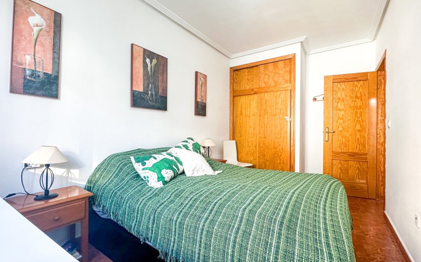 Reventa - Apartment -
Torrevieja - Center