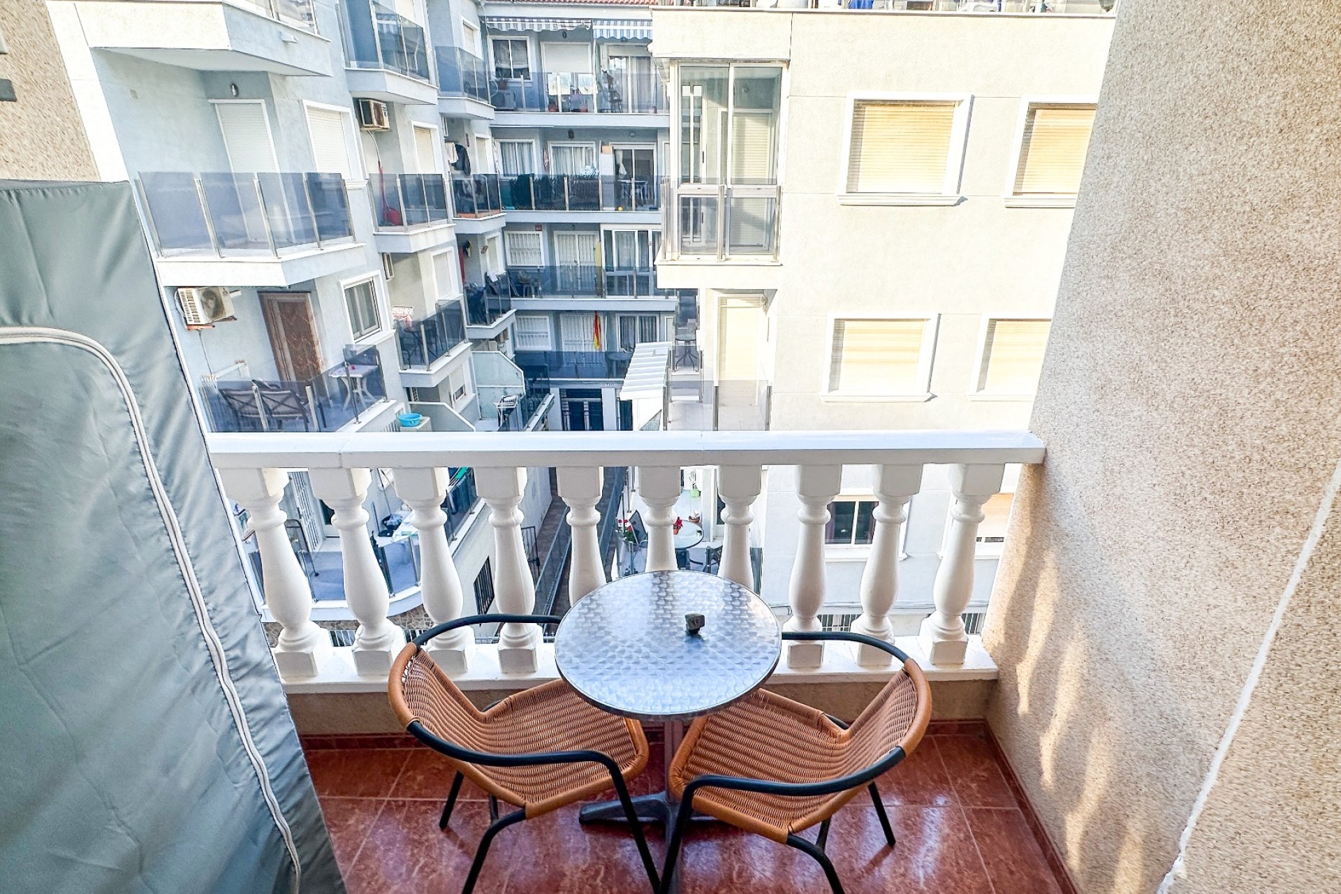 Reventa - Apartment -
Torrevieja - Center