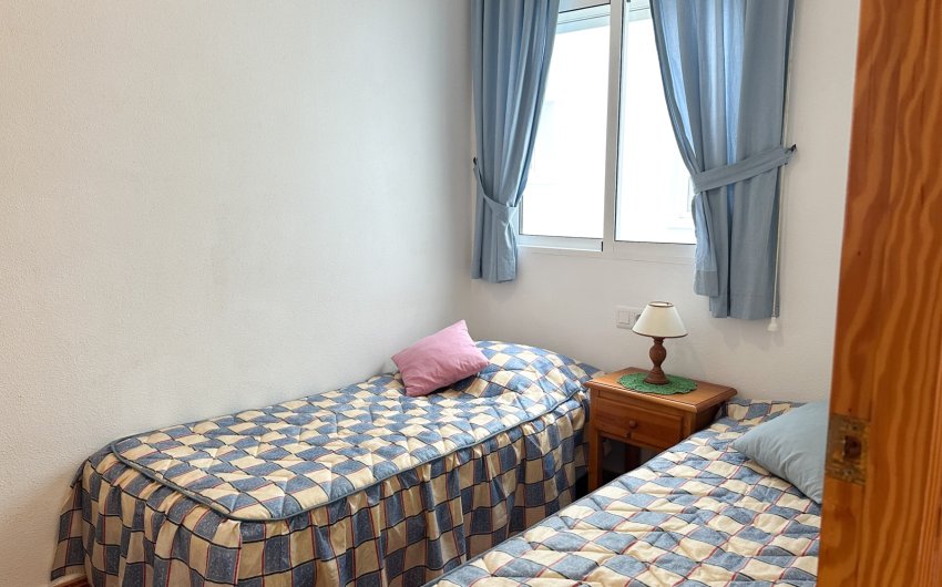 Reventa - Apartment -
Torrevieja - Center