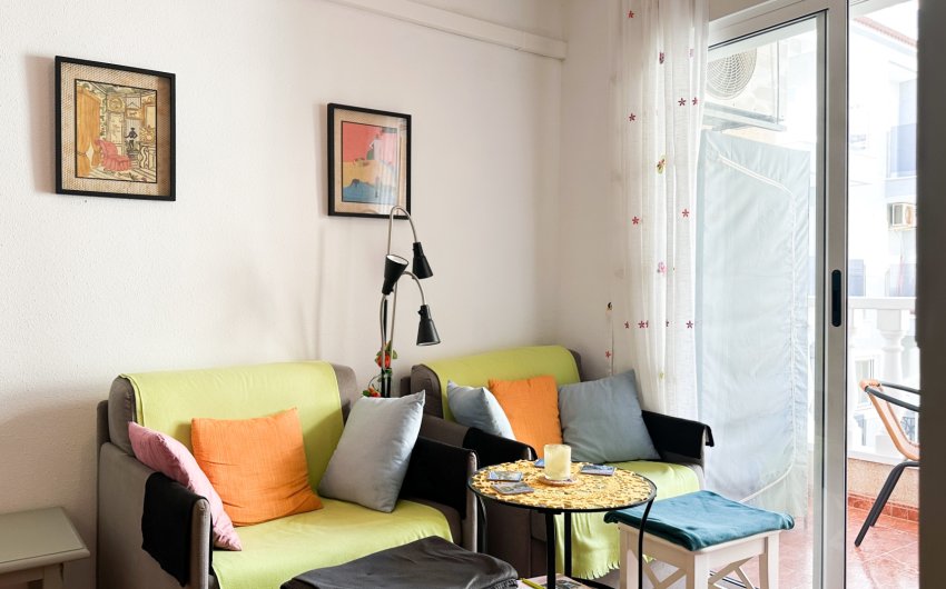 Reventa - Apartment -
Torrevieja - Center