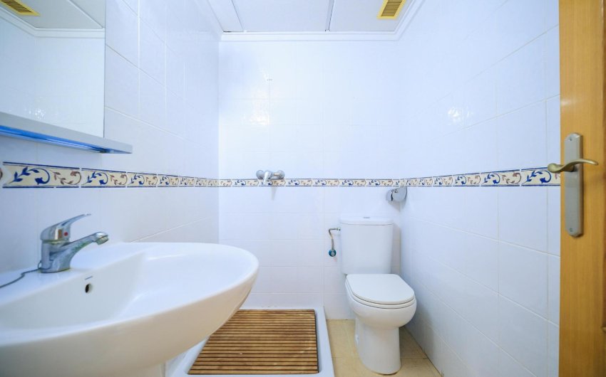 Reventa - Apartment -
Torrevieja - Center