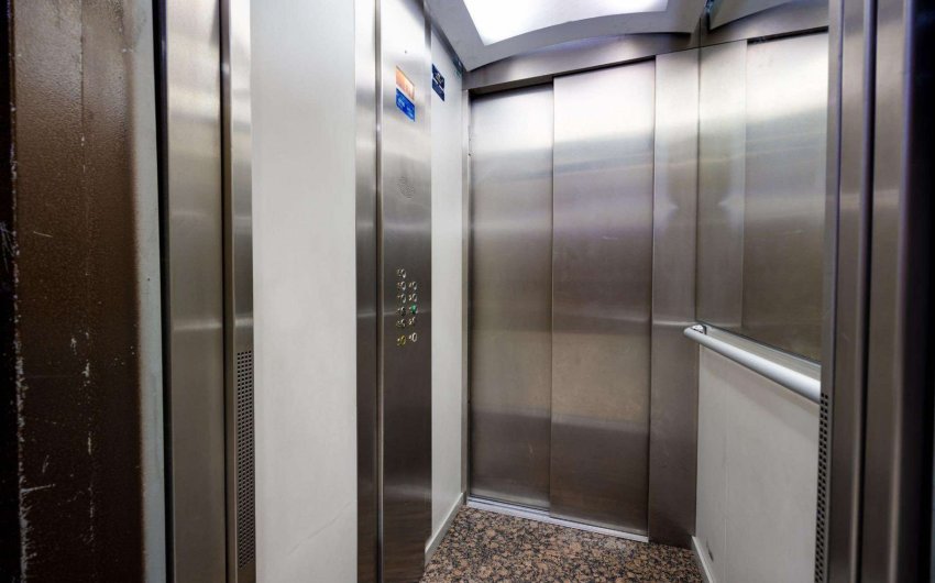 Reventa - Apartment -
Torrevieja - Center