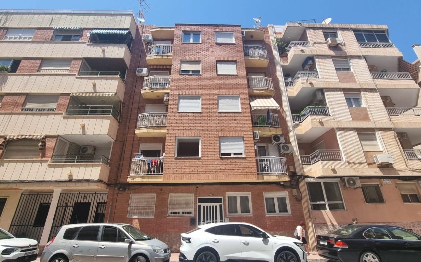 Reventa - Apartment -
Torrevieja - Centro