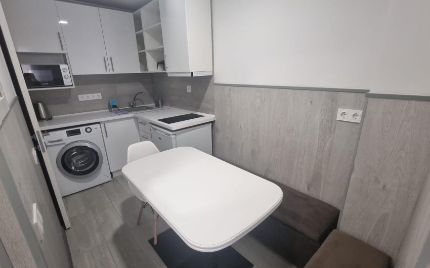 Reventa - Apartment -
Torrevieja - Centro