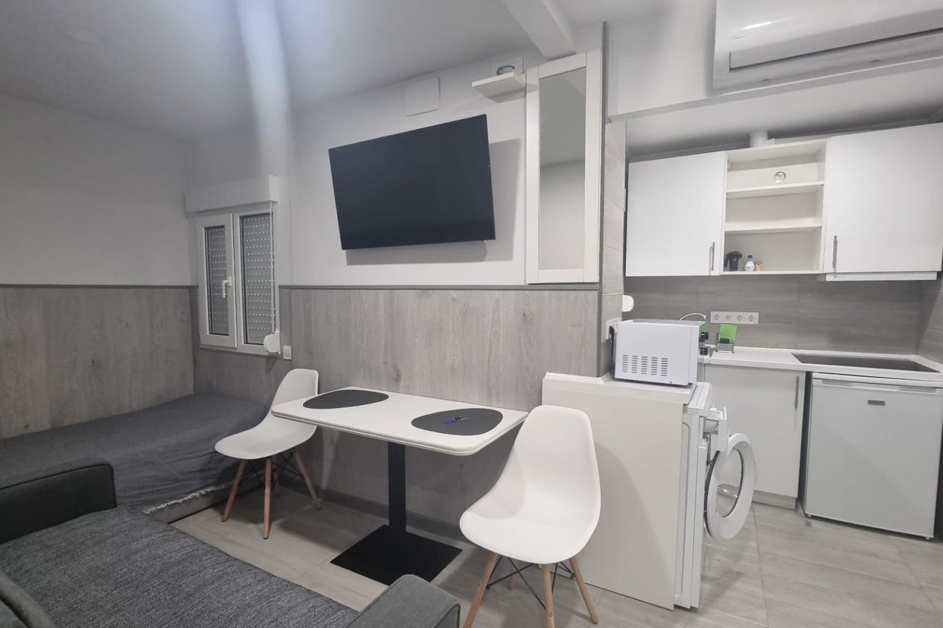 Reventa - Apartment -
Torrevieja - Centro