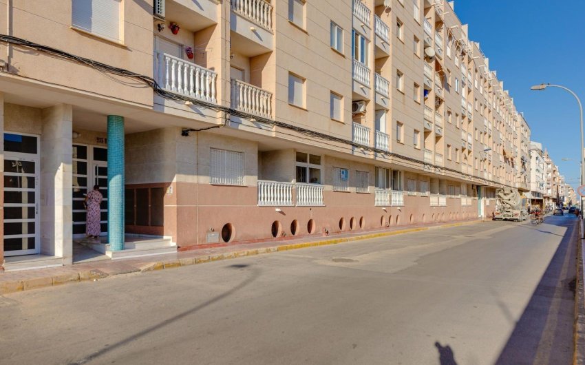 Reventa - Apartment -
Torrevieja - Centro
