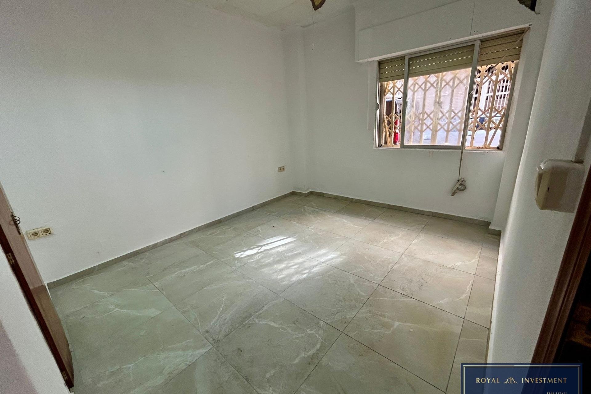 Reventa - Apartment -
Torrevieja - Centro