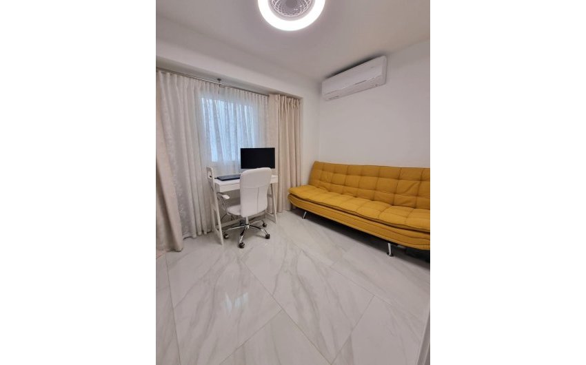 Reventa - Apartment -
Torrevieja - Centro