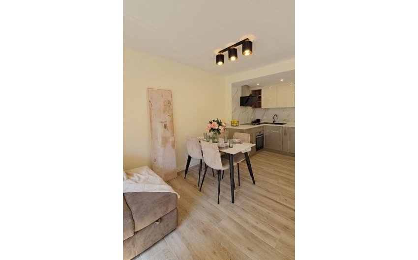 Reventa - Apartment -
Torrevieja - Centro