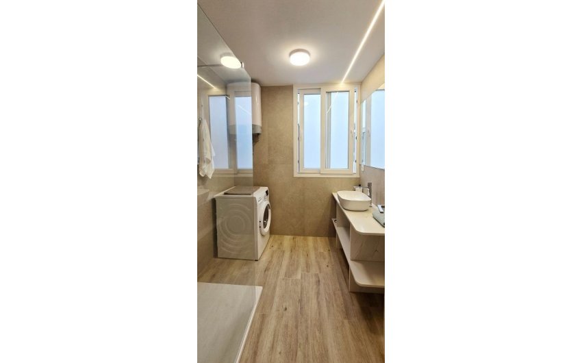 Reventa - Apartment -
Torrevieja - Centro