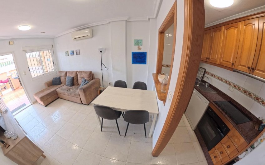 Reventa - Apartment -
Torrevieja - Centro