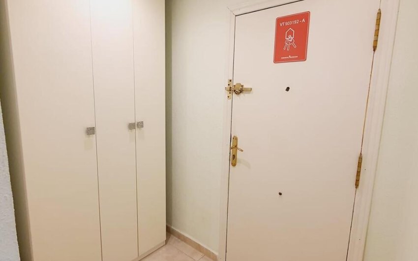 Reventa - Apartment -
Torrevieja - Centro