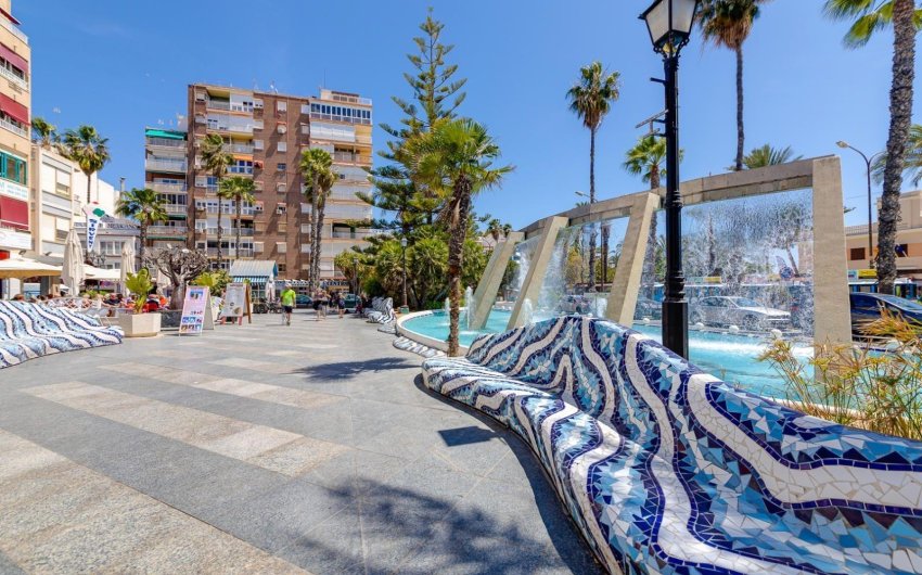 Reventa - Apartment -
Torrevieja - Centro