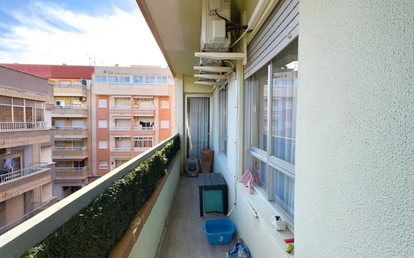 Reventa - Apartment -
Torrevieja - Centro