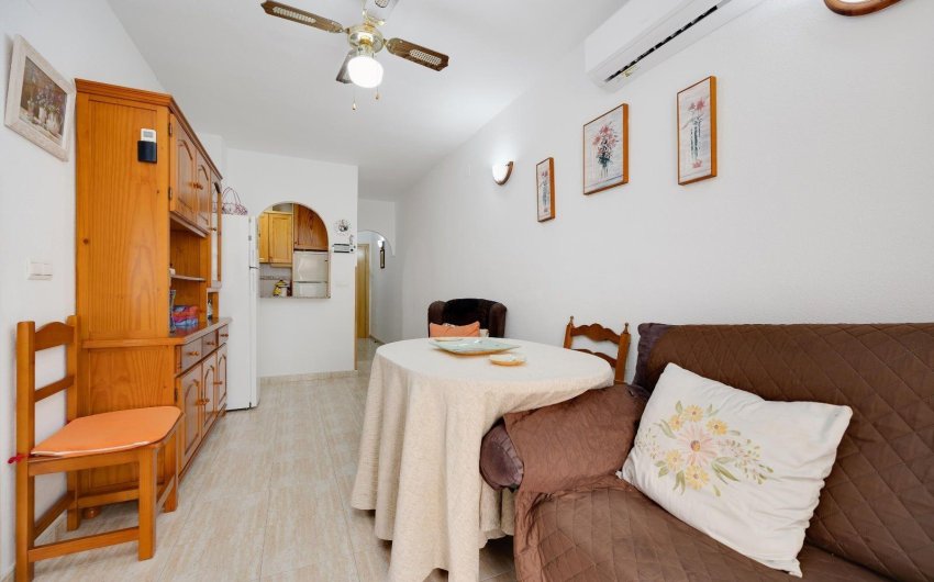 Reventa - Apartment -
Torrevieja - Centro