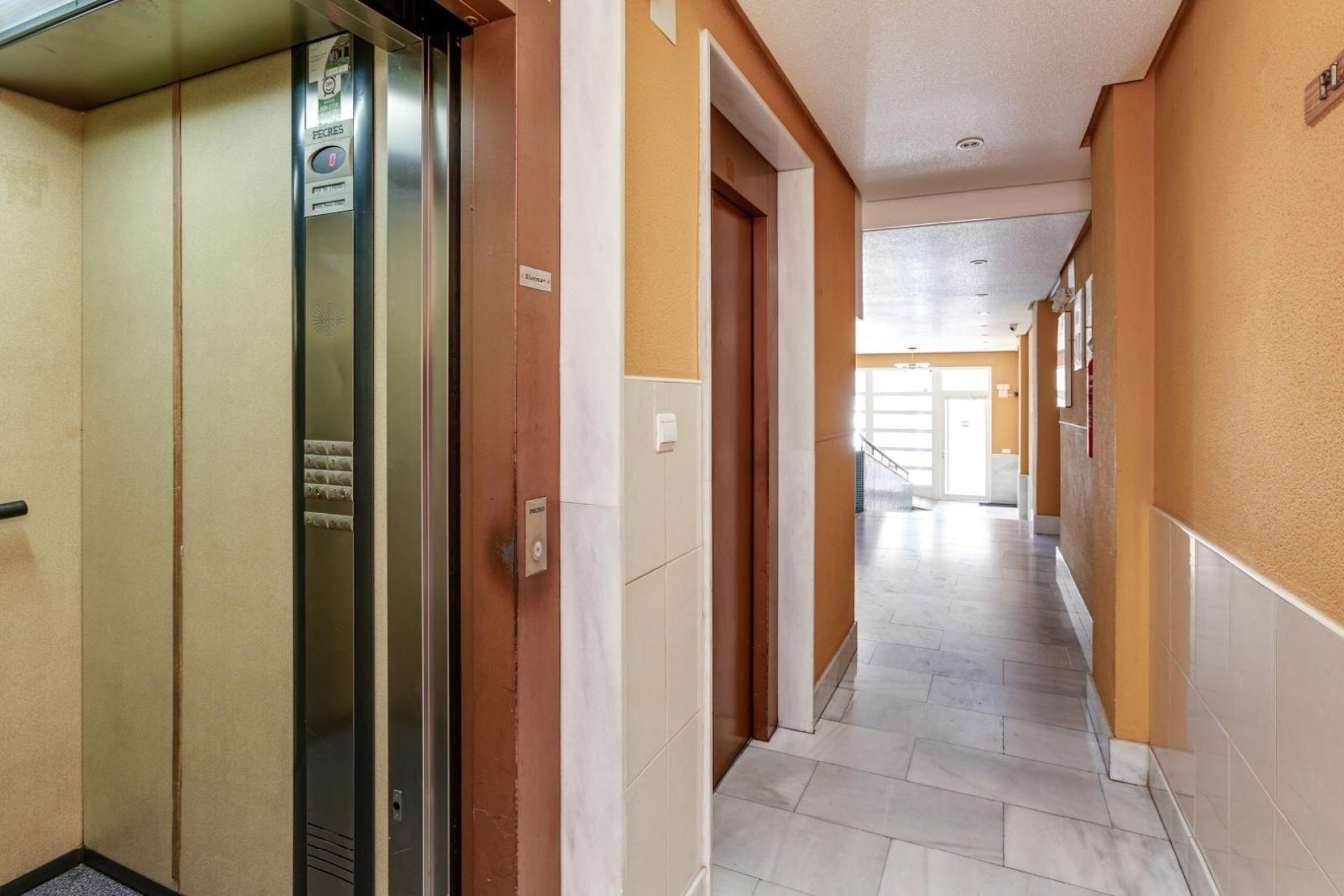 Reventa - Apartment -
Torrevieja - Centro