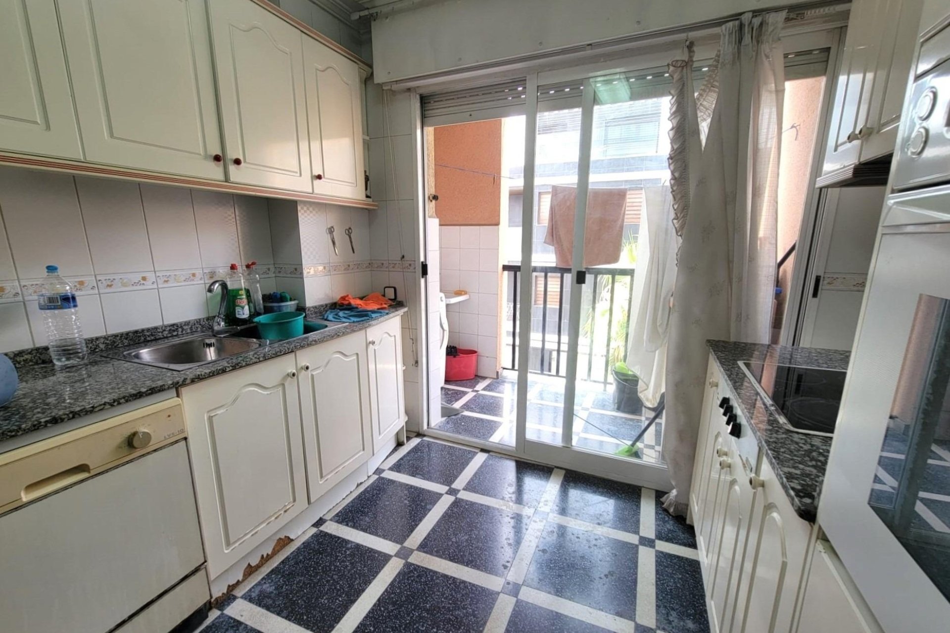 Reventa - Apartment -
Torrevieja - Centro