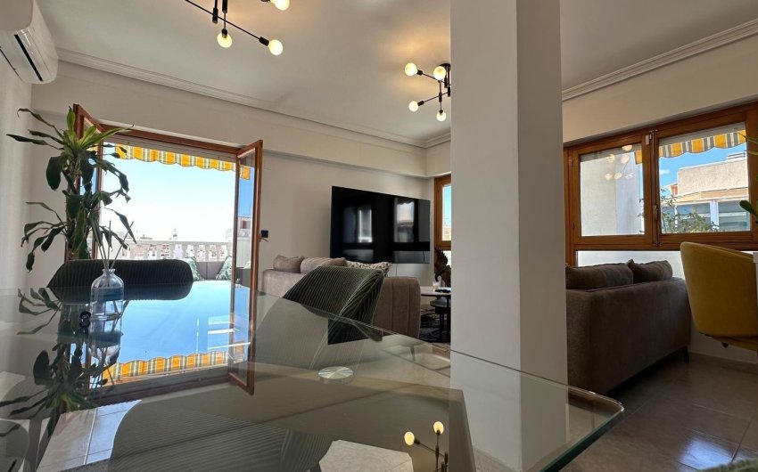 Reventa - Apartment -
Torrevieja - Centro