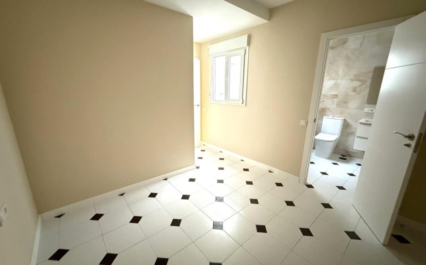 Reventa - Apartment -
Torrevieja - Centro