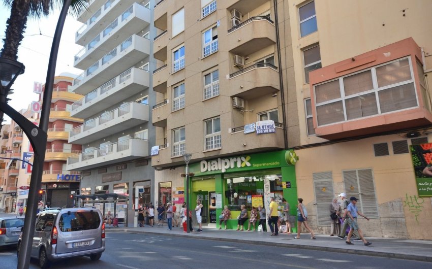 Reventa - Apartment -
Torrevieja - Centro