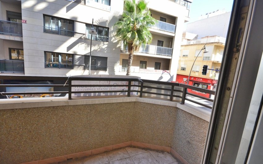 Reventa - Apartment -
Torrevieja - Centro