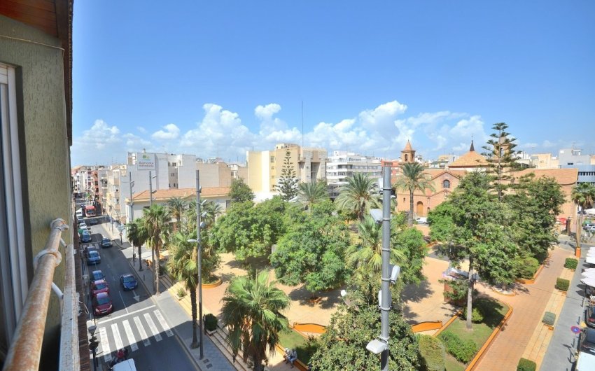 Reventa - Apartment -
Torrevieja - Centro