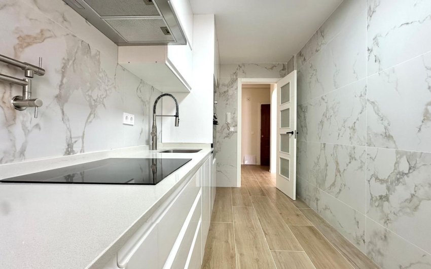 Reventa - Apartment -
Torrevieja - Centro