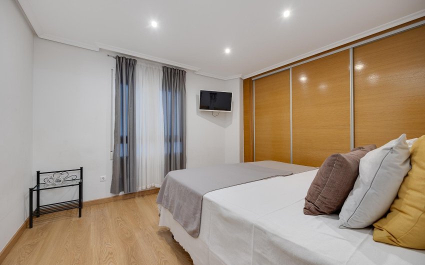 Reventa - Apartment -
Torrevieja - Centro
