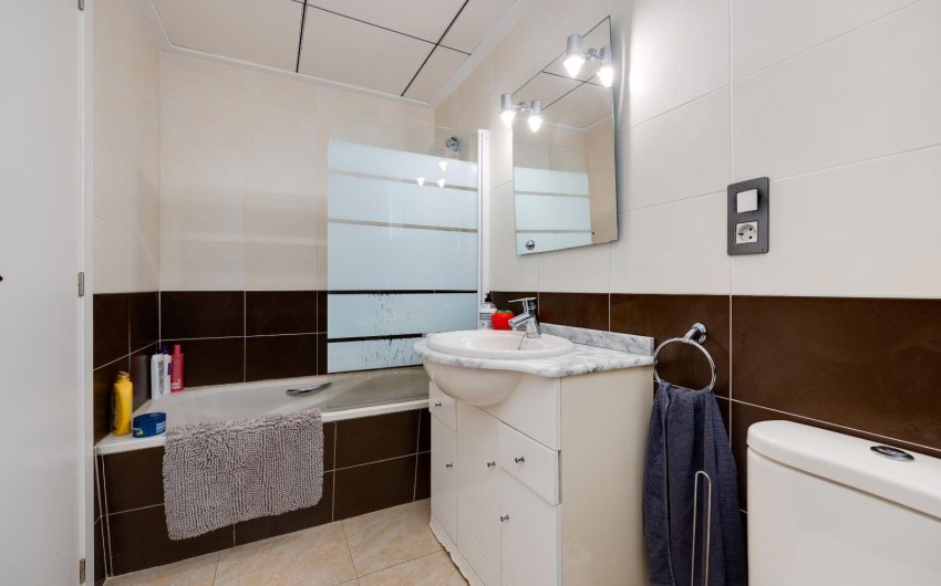 Reventa - Apartment -
Torrevieja - Centro