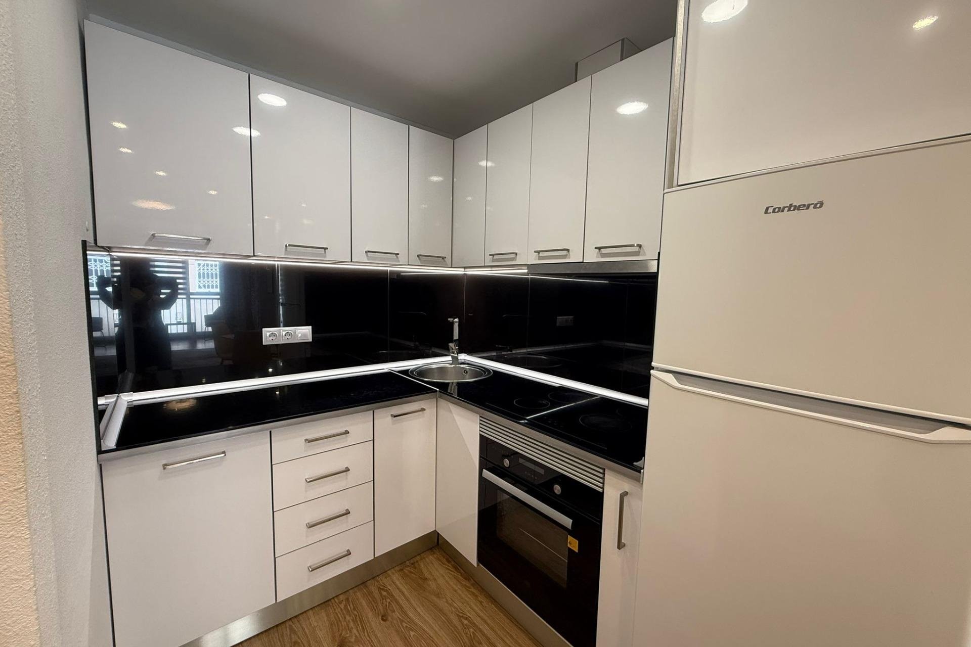 Reventa - Apartment -
Torrevieja - Centro