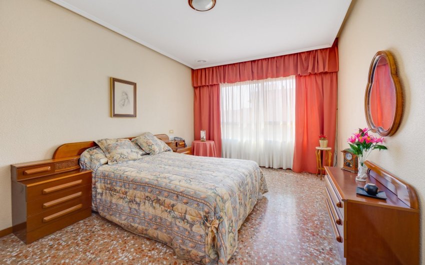 Reventa - Apartment -
Torrevieja - Centro
