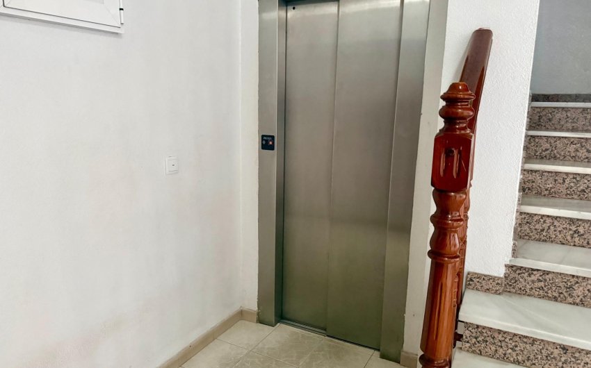 Reventa - Apartment -
Torrevieja - Centro