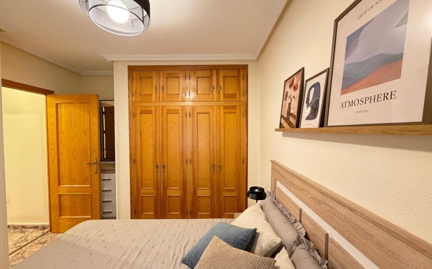 Reventa - Apartment -
Torrevieja - Centro
