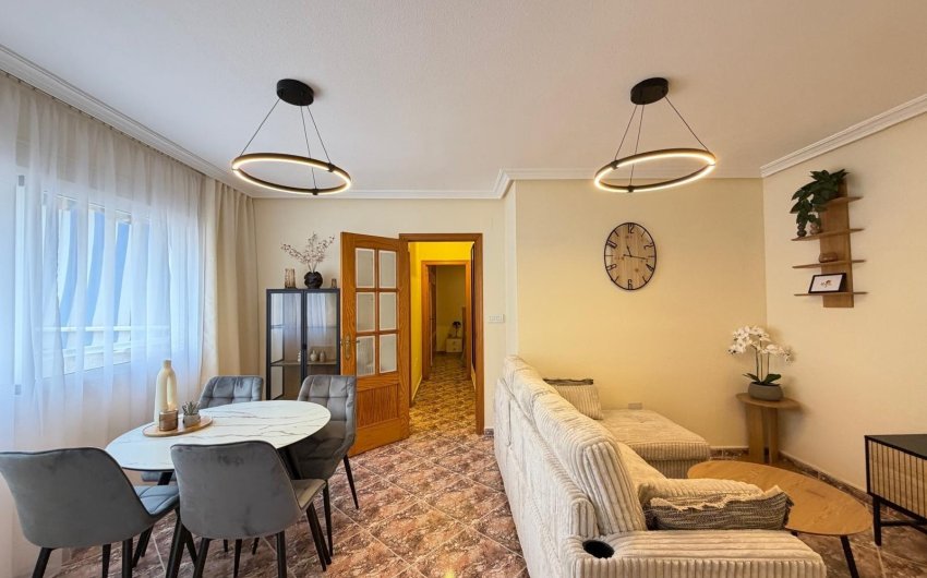 Reventa - Apartment -
Torrevieja - Centro