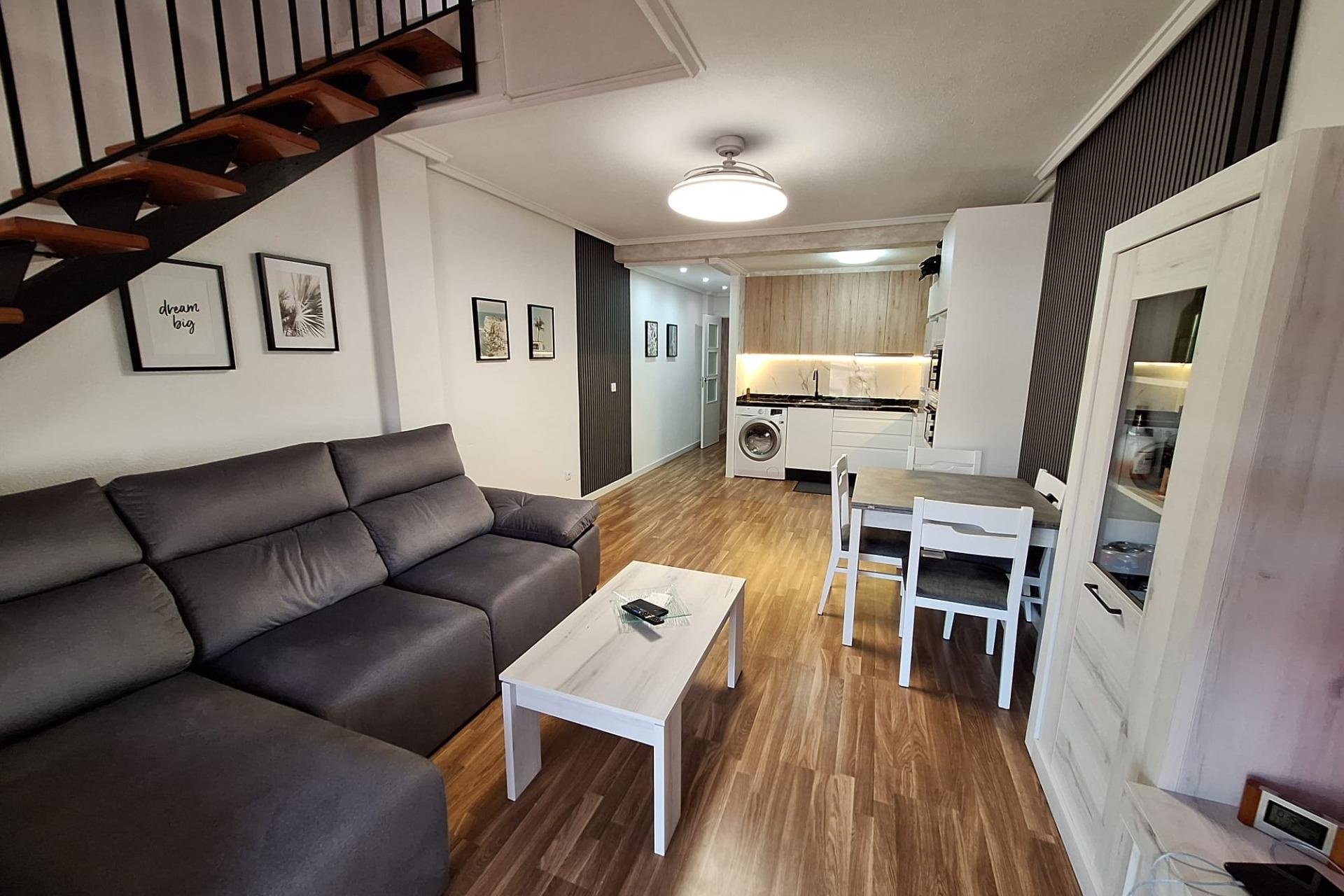 Reventa - Apartment -
Torrevieja - Centro