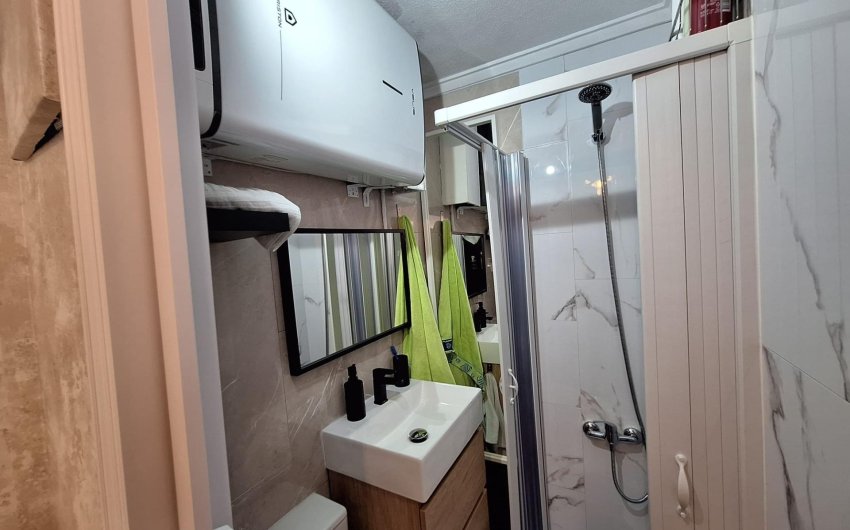 Reventa - Apartment -
Torrevieja - Centro