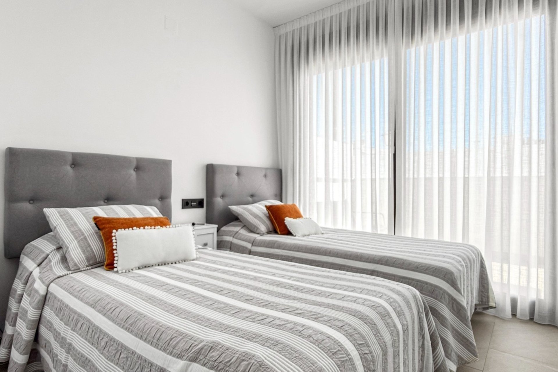 Reventa - Apartment -
Torrevieja - Costa Blanca