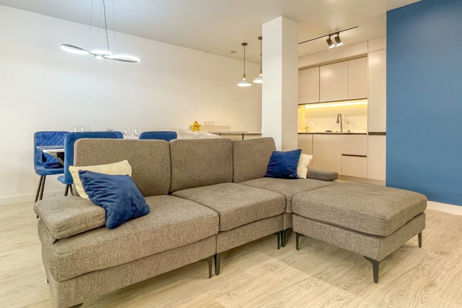 Reventa - Apartment -
Torrevieja - Costa Blanca