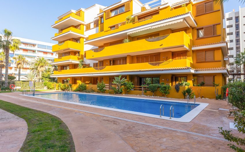Reventa - Apartment -
Torrevieja - Costa Blanca