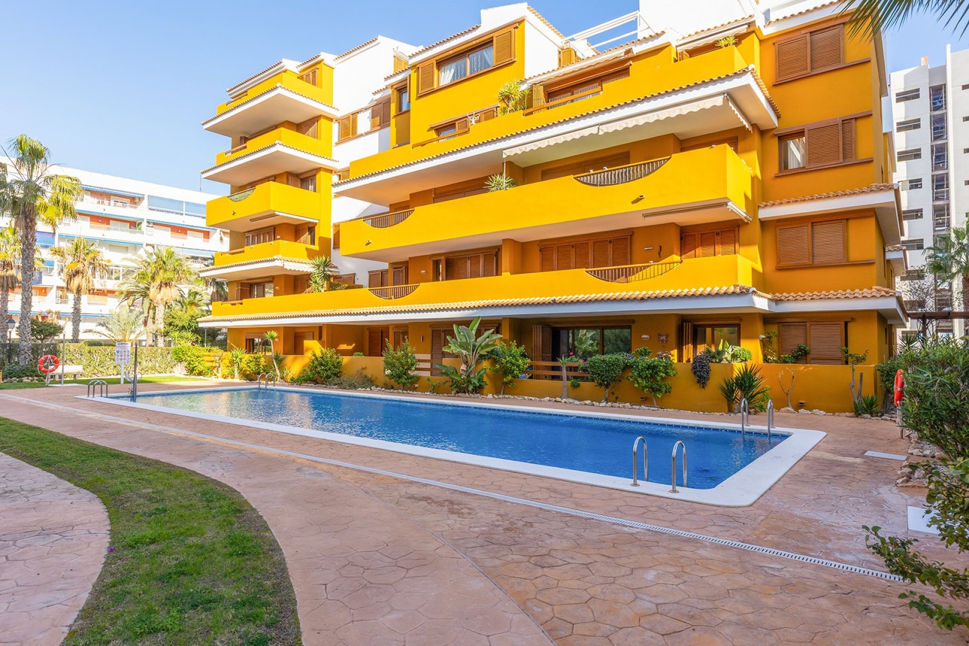 Reventa - Apartment -
Torrevieja - Costa Blanca