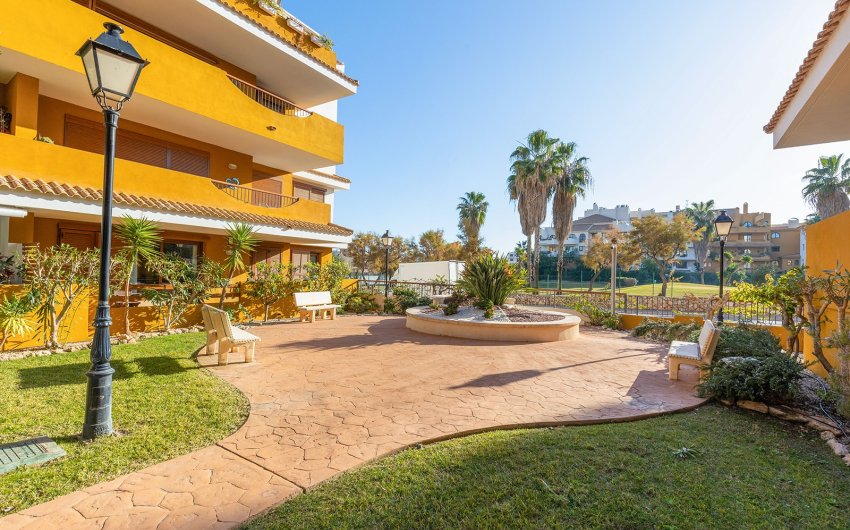Reventa - Apartment -
Torrevieja - Costa Blanca