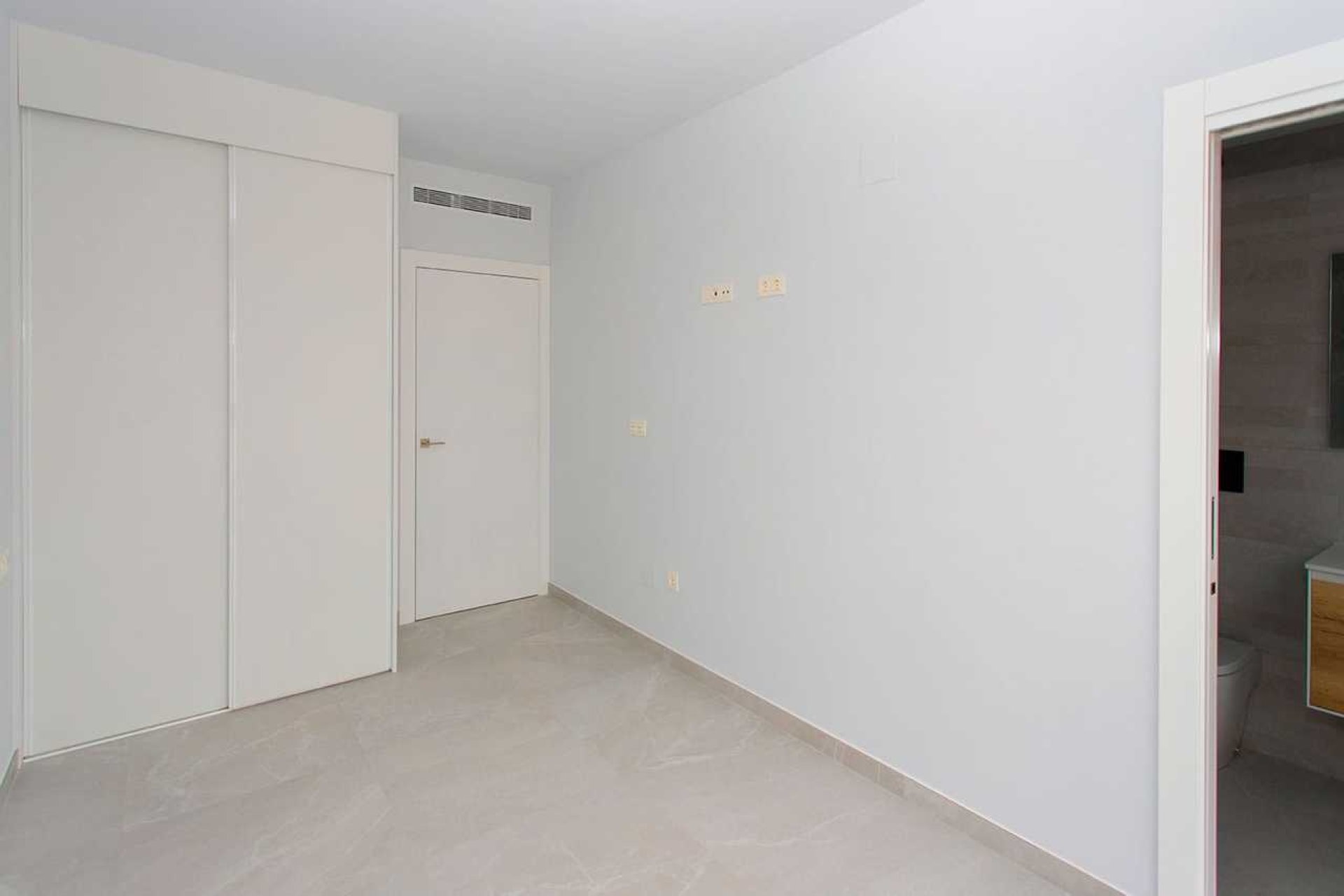 Reventa - Apartment -
Torrevieja - Costa Blanca