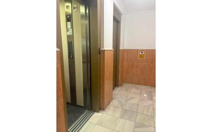 Reventa - Apartment -
Torrevieja - Costa Blanca