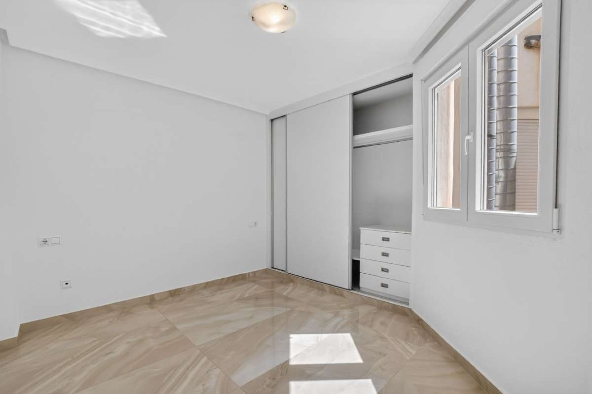 Reventa - Apartment -
Torrevieja - Costa Blanca