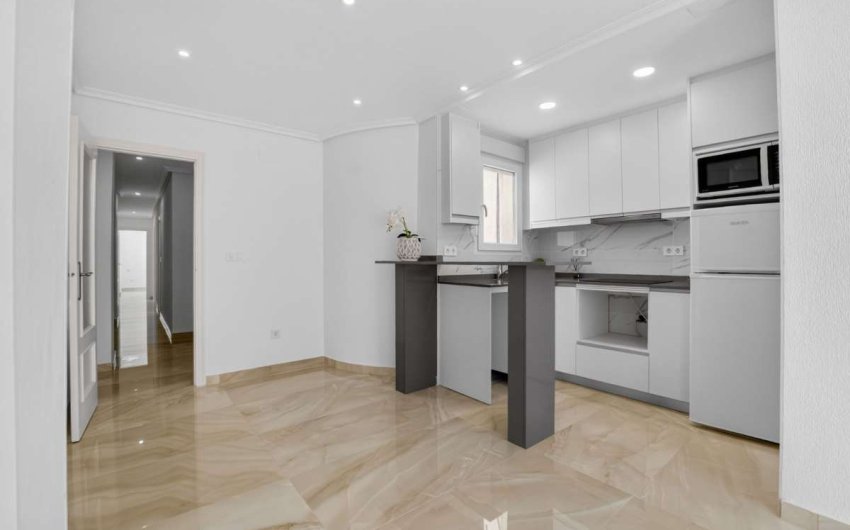 Reventa - Apartment -
Torrevieja - Costa Blanca